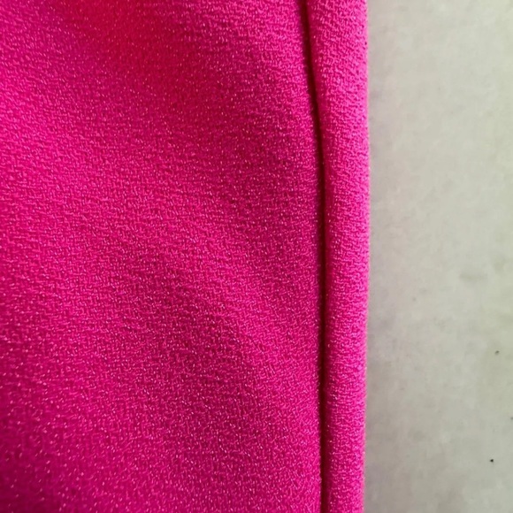 Donna Karan Womens Strapless Crepe Evening Dress
Sz 0 Fuscia color.Boning on top - Picture 3 of 3
